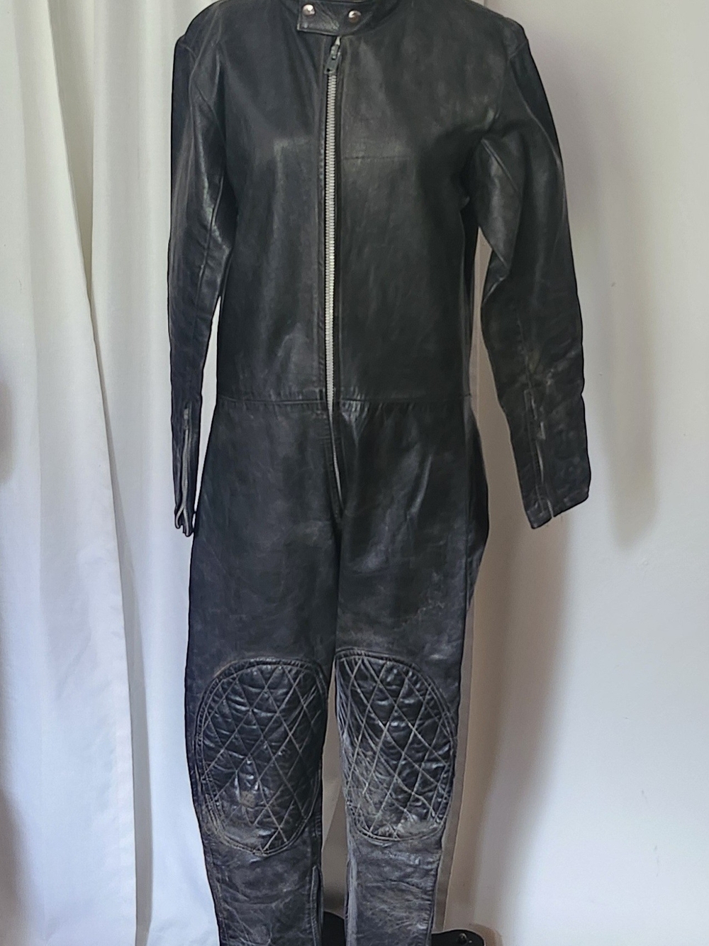 Blk Leather Men's One-Piece Jumpsuit with Quilted Knee Panels Motocross Dirtbike